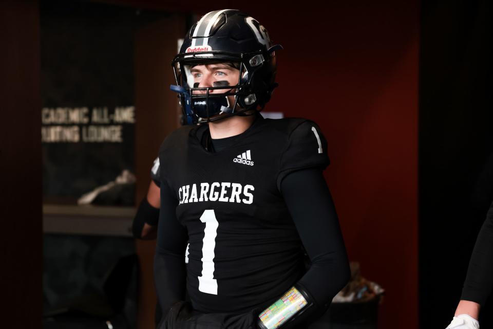 Corner Canyon QB Isaac Wilson has committed to play college football for the Utah Utes.
