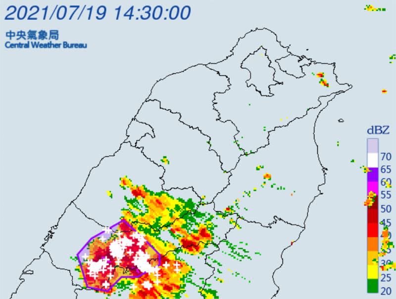 苗栗縣、臺中市、南投縣發布大雷雨警訊。（圖／中央氣象局）