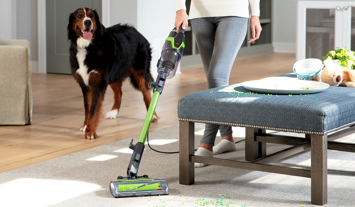 Swivel steering allows for quick, precision cleaning. (Photo: Walmart)