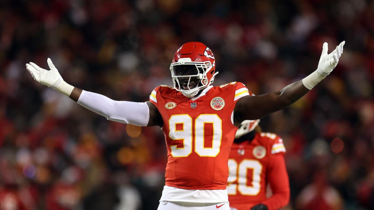 Report: Charles Omenihu, Willie Gay are expected to play for Chiefs ...