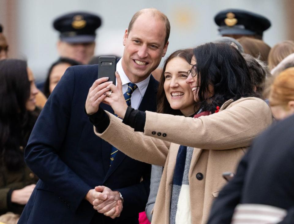 coningsby, england   november 18 prince william, prince of wales during a visit to the bae systems typhoon maintenance facility at raf coningsby on november 18, 2022 in coningsby, england photo by samir husseinwireimage