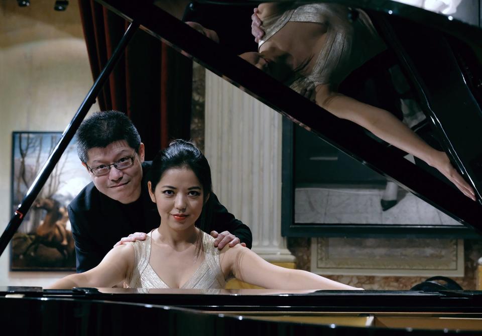 Husband and wife pianists Catherine Lane and Tao Lin perform for Artist Series Concerts of Sarasota as Duo Beaux Arts.