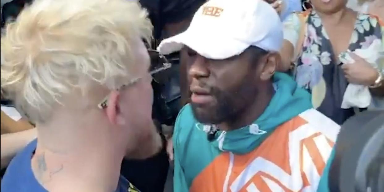 Jake Paul and Logan Paul ahead of the brawl.