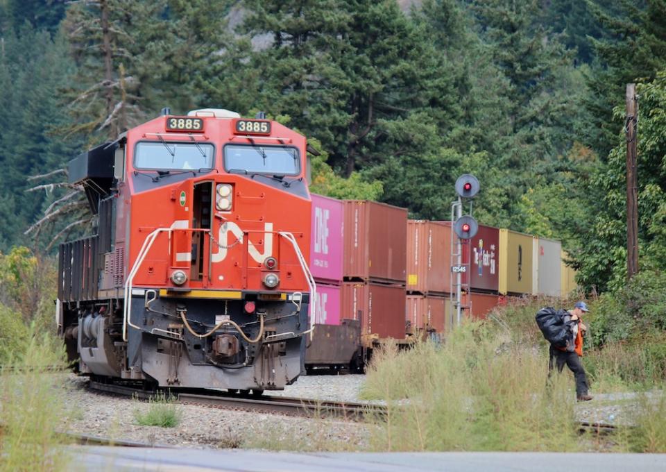 After bringing a Vancouver-bound stack train into Boston Bar, British Columbia, a Canadian National train crew member heads for the bunkhouse in September 2023. The Teamsters Canada Rail Conference has issued a strike notice against CN, effective Monday. (Photo: Bill Stephens/Trains.com)