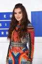 <p>OMGAH Hailee Steinfeld totes just bought back the front quiff/ back brushed look. <i>[Photo: Getty]</i></p>