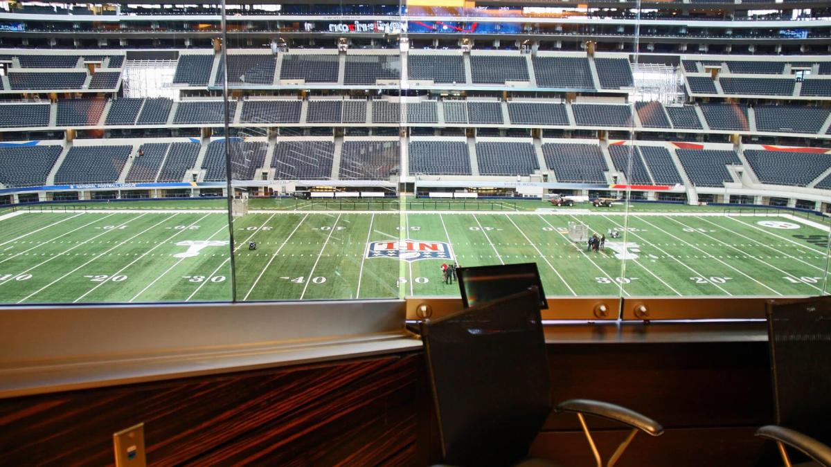 How Much Does It Cost To Rent A Suite At An NFL Game?