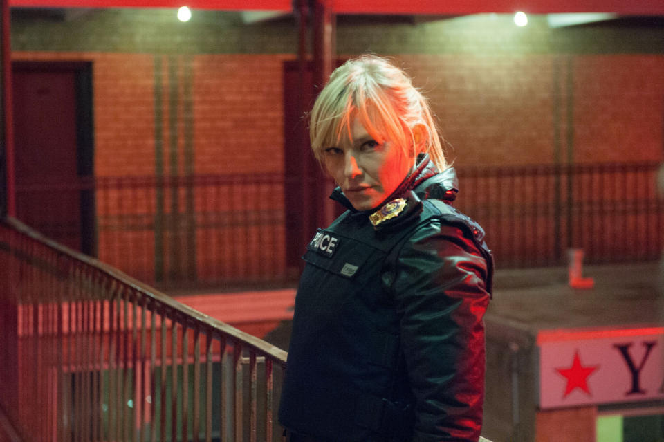 Kelli Giddish as Detective Amanda Rollins