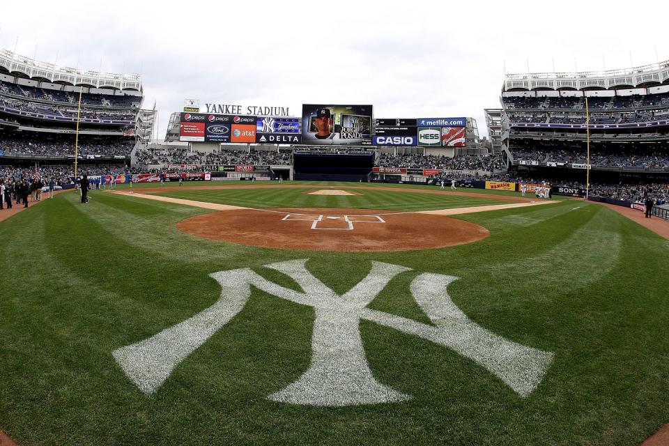 chicago cubs v new york yankees