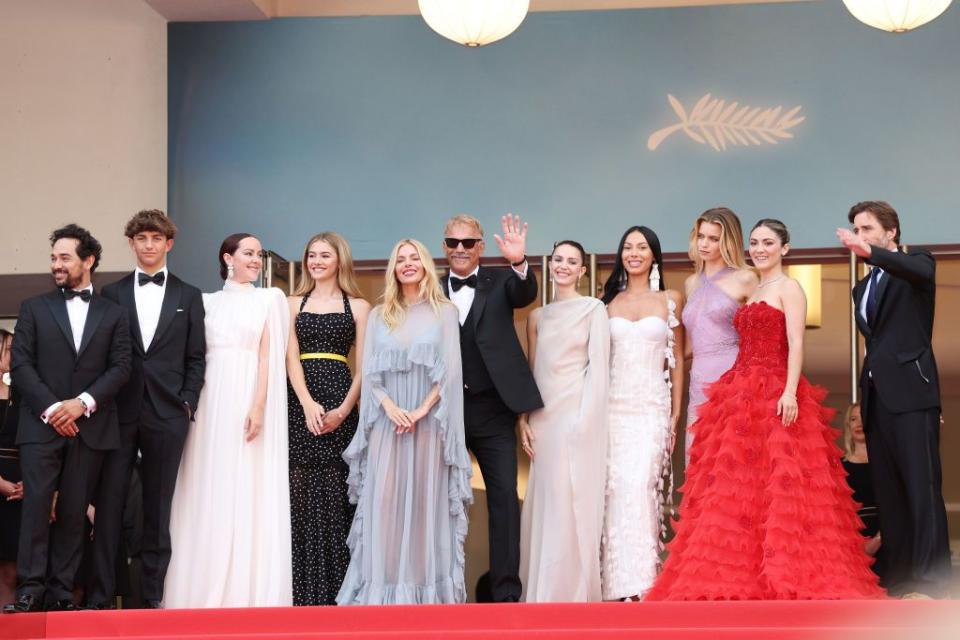 kevin costner with horizon cast at cannes