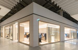 Vilniaus akropolis Massimo Dutti