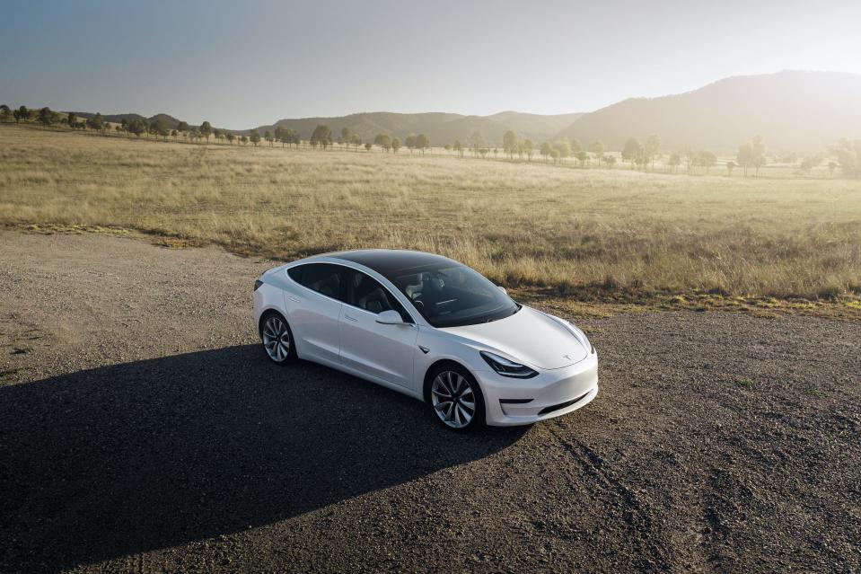 Tesla Model 3_9