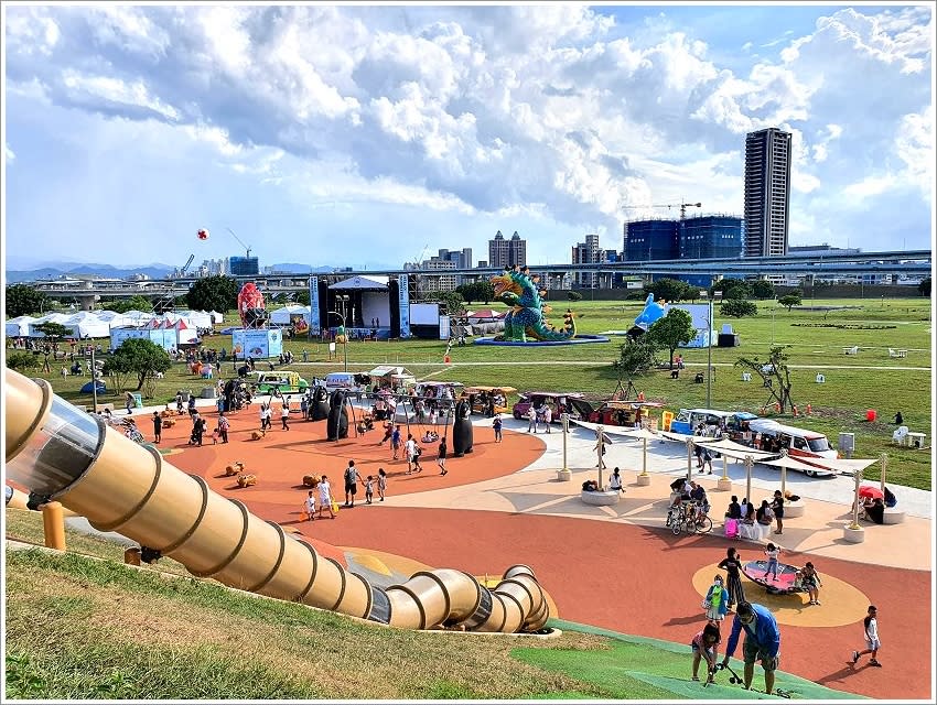 新北大都會公園「熊猴森樂園」