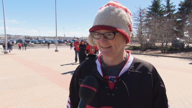 Ottawa Senators fans celebrate as team clinches home ice advantage in 1st round