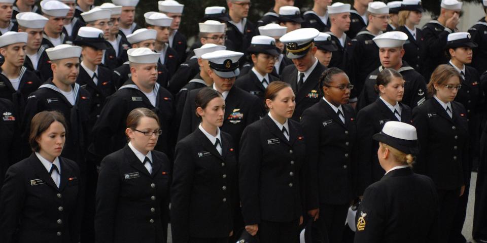 US Navy sailors hairstyles