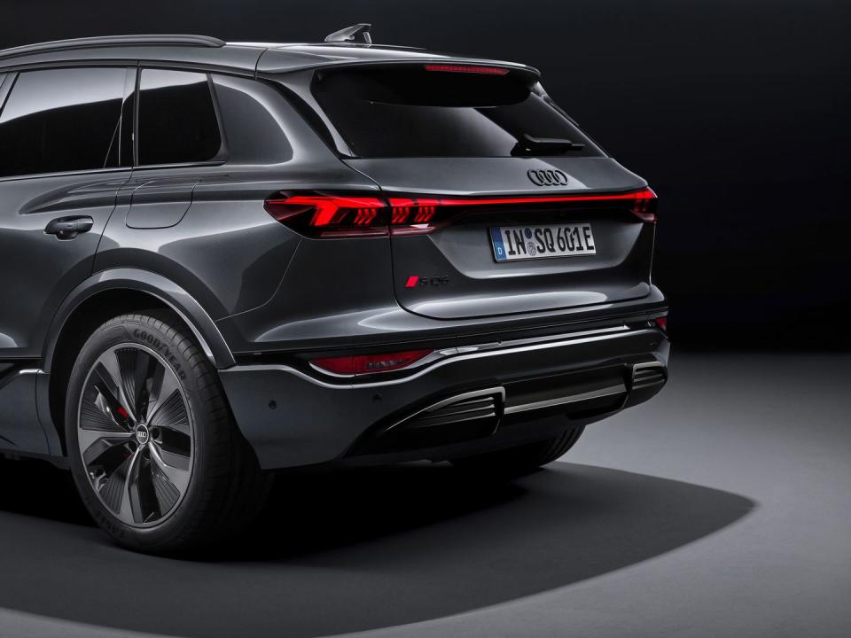 2025 audi sq6 e tron press release images