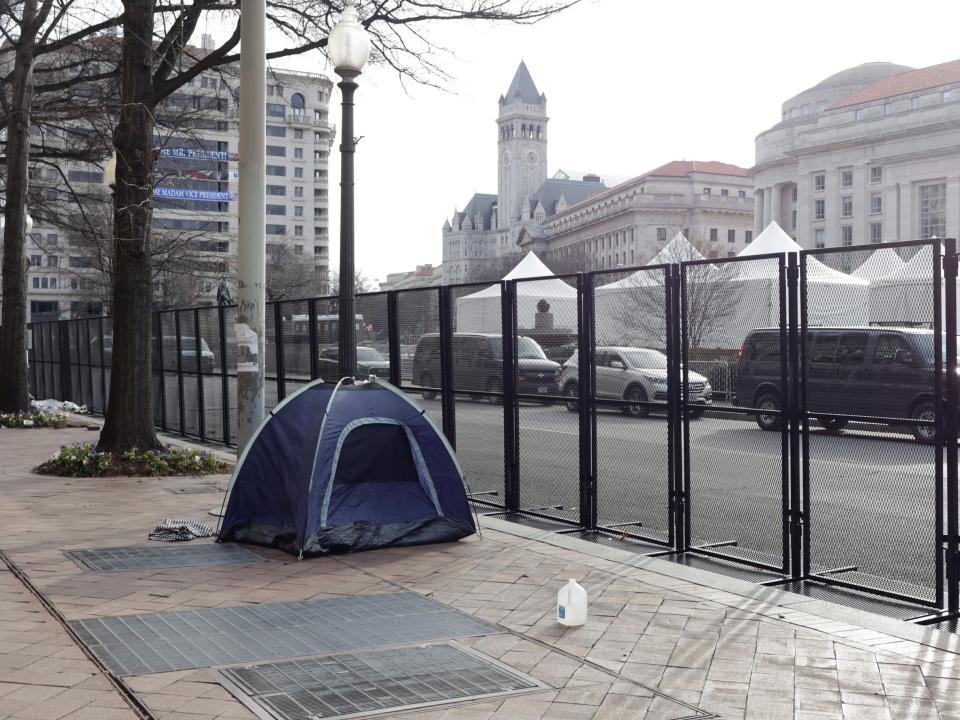 Tent in Washington DC.JPG