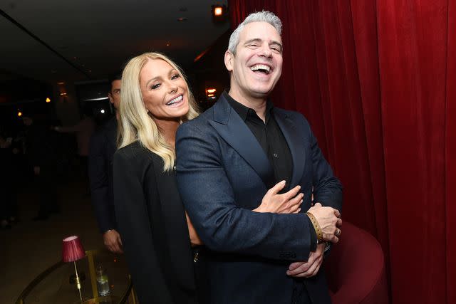 <p>Vivien Killilea/Getty</p> Kelly Ripa and Andy Cohen