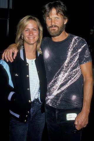 <p>Ron Galella, Ltd./Ron Galella Collection/Getty</p> Kris Kristofferson and Lisa Meyers in 1988.