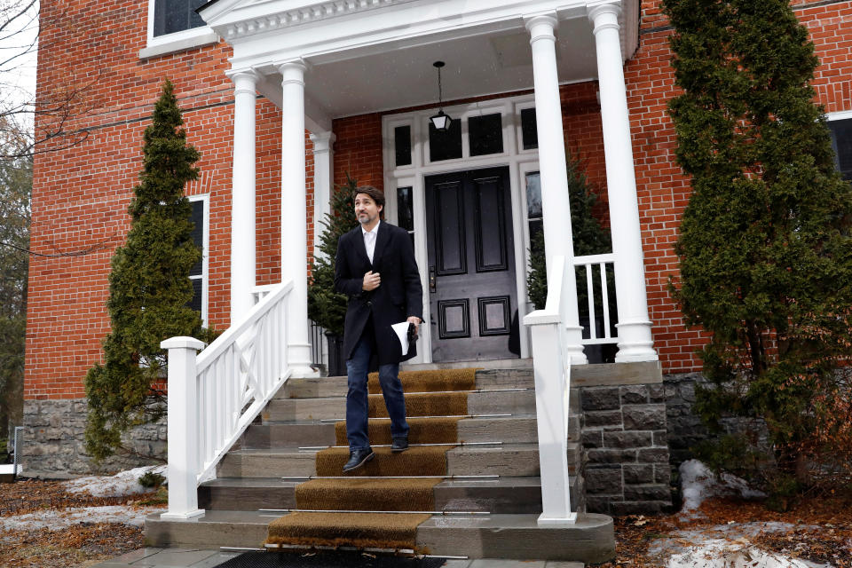 Canada's Prime Minister Justin Trudeau arrives to attend a news conference at Rideau Cottage as efforts continue to help slow the spread of coronavirus disease (COVID-19), in Ottawa, Ontario, Canada March 29, 2020.  REUTERS/Blair Gable