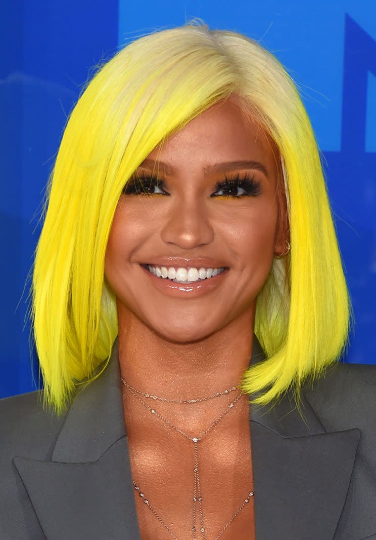 Cassie debuted highlighter yellow hair at the 2016 MTV Video Music Awards. (Photo: Getty Images)