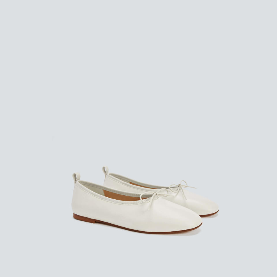 <p><a href="https://go.redirectingat.com?id=74968X1596630&url=https%3A%2F%2Fwww.everlane.com%2Fproducts%2Fwomens-italian-leather-day-ballet-flat-canvas&sref=https%3A%2F%2Fwww.harpersbazaar.com%2Ffashion%2Fstreet-style%2Fg5975%2Fsummer-workwear-outfit-ideas%2F" rel="nofollow noopener" target="_blank" data-ylk="slk:Shop Now;elm:context_link;itc:0;sec:content-canvas" class="link ">Shop Now</a></p><p>The Italian Leather Day Ballet Flat</p><p>everlane.com</p>