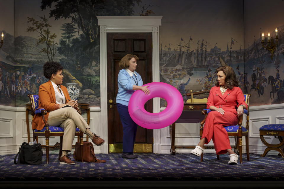 Lilli Cooper, Rachel Dratch and Vanessa Williams - Credit: Photo by ©Paul Kolnik