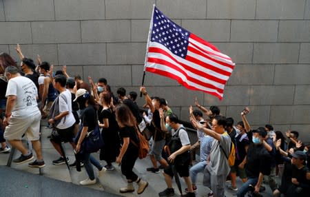 DES MANIFESTANTS HONGKONGAIS RÉCLAMENT L'AIDE DES ETATS-UNIS