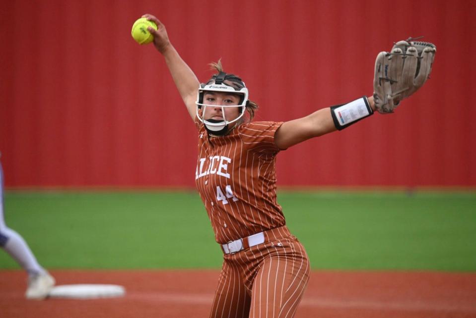 Alice senior Ava Hernandez pitches during a one-game Class 4A regional semifinal playoff against Boerne on Thursday, May 18, 2023 in Jourdanton.