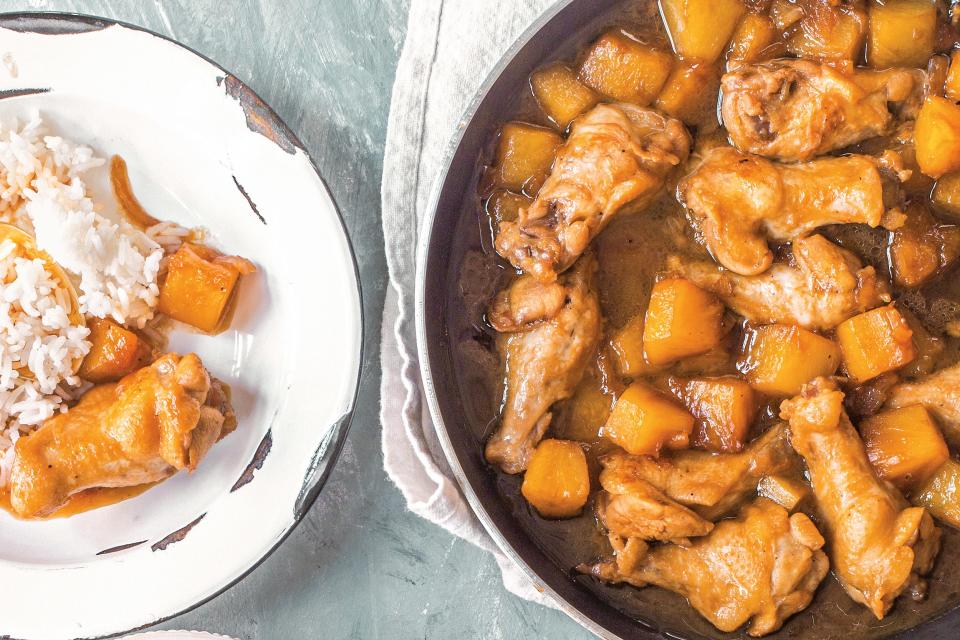 Chicken in Pineapple Sauce (Chicken Hamonado)