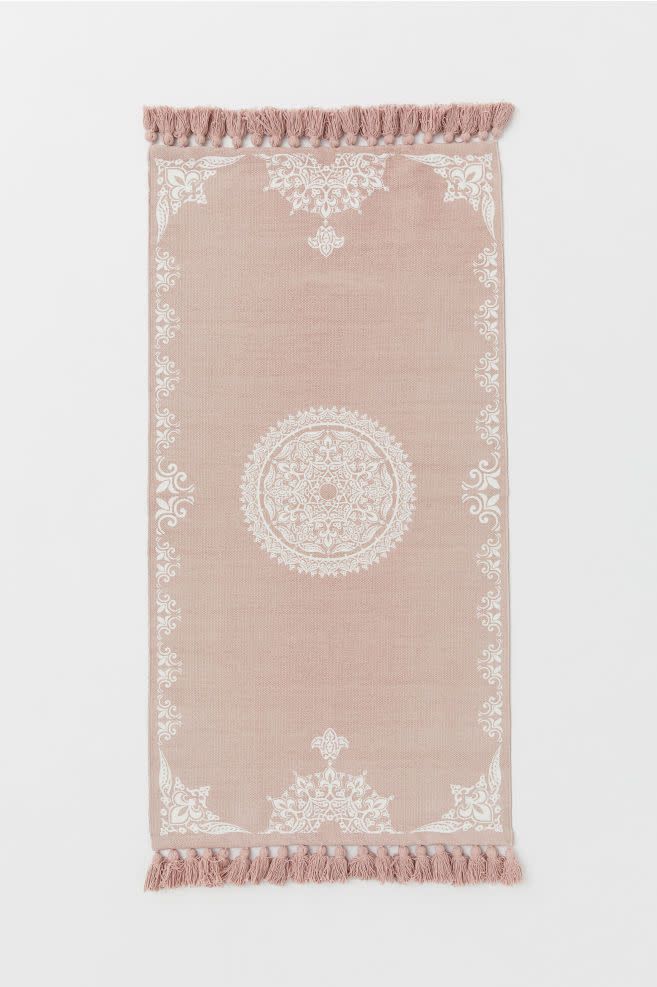 H&M home - Tasselled cotton rug, £24.99