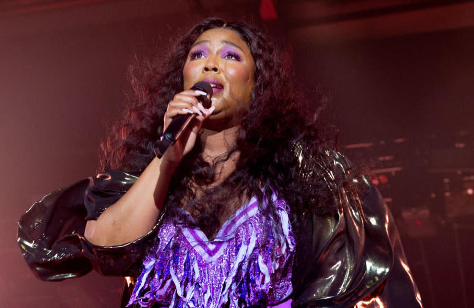 Chart topper, feminist, body positivity inspiration and SUPERB singer! When it comes to hot pop stars Lizzo is SCORCHING! But what makes Lizzo one of the hottest properties in music?
