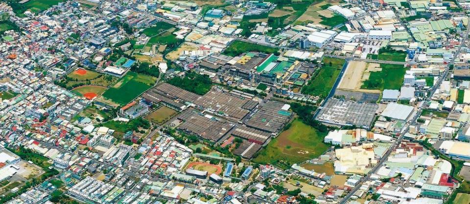 南紡仁德廠面積超過10萬坪，未來將規劃為大型科技園區。（南紡提供）