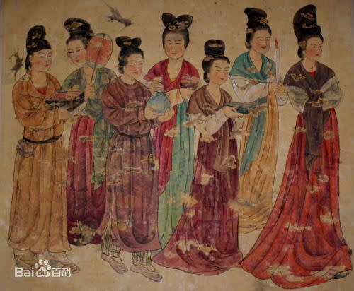 明代，宮女。（圖／翻攝百度百科）

明朝1528年，陳皇后懷了身孕，一天，朱厚熜和陳皇后坐到了一起，正在這時，張、方二位宮女端著白玉茶具，一個拿壺，一個捧杯，前來進茶。陳皇后看到朱厚熜正目不轉睛地看著宮女張氏的玉手。明世宗最愛美女，此時忍不住色迷迷俯視著張宮女的手仔細回味，坐在旁邊的陳皇后看到這樣的場景，忍不住醋意大發，把手中的杯子扔了出去。