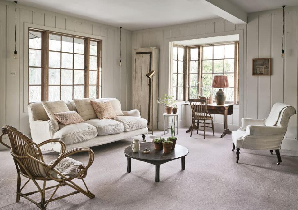 <p>A much maligned colour for parents and pet owners, but one that is hard to beat in a country living room. White can look stark or overly pristine, so mitigate this by introducing warming elements such as plain and painted wood, and a sumptuous off-white carpet. </p><p>Pictured: <a href="https://www.carpetright.co.uk/carpets/camber-sands/" rel="nofollow noopener" target="_blank" data-ylk="slk:Country Living Camber Sands Carpet at Carpetright" class="link ">Country Living Camber Sands Carpet at Carpetright</a></p>