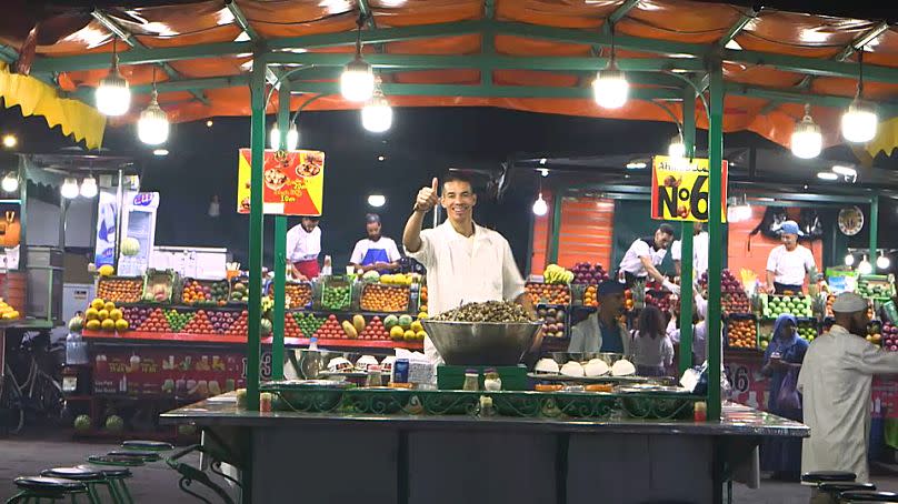 Los zocos -o mercados- de Marrakech bullen con las vistas, los sonidos y los olores de Marruecos.