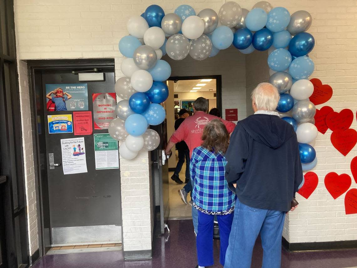 Voters wait to enter the balloting area at Satcher Ford Elementary School in Columbia on Saturday, Feb. 24, 2024. The South Carolina Republican primary between former President Donald Trump and former S.C. Gov. Nikki Haley will be decided. Ted Clifford/tclifford@thestate.com
