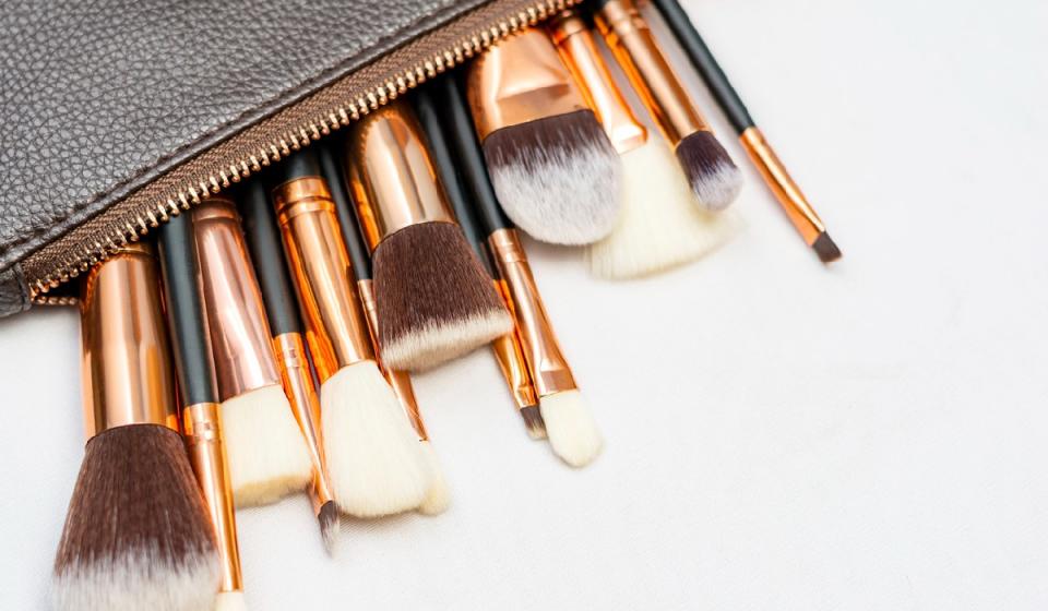 Perfect set of makeup brushes