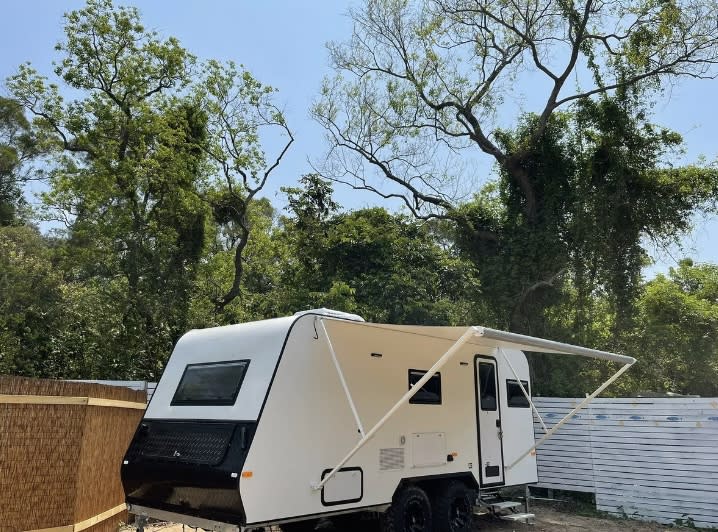 Glamping推介｜大嶼山浪高長岸Glamping優惠！人均$449.8起入住營＋早餐＋直立板/衝浪/獨木舟課程