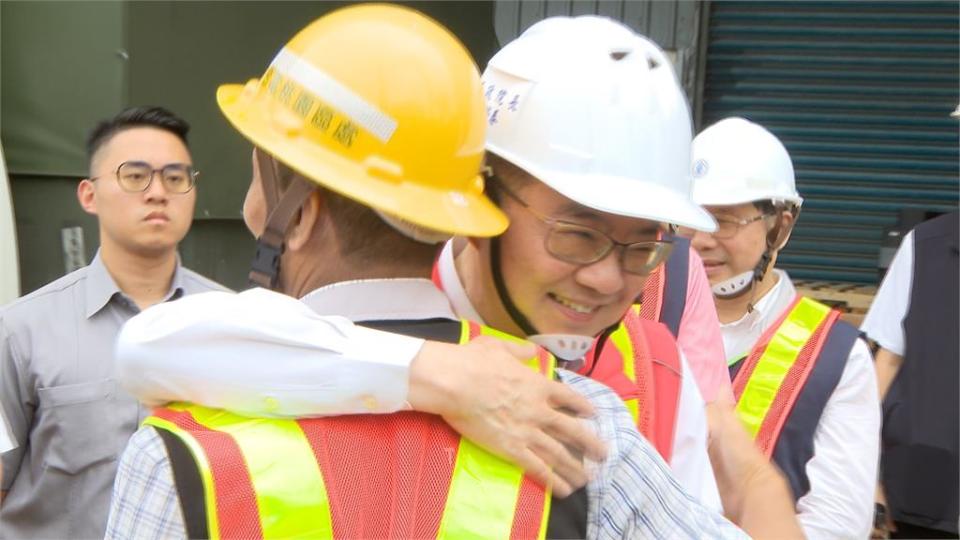 新內閣力拚「穩定供電」　行政院長卓榮泰、經濟部長視察台電