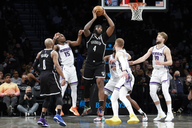 Seth Curry helps new-look Nets end losing streak
