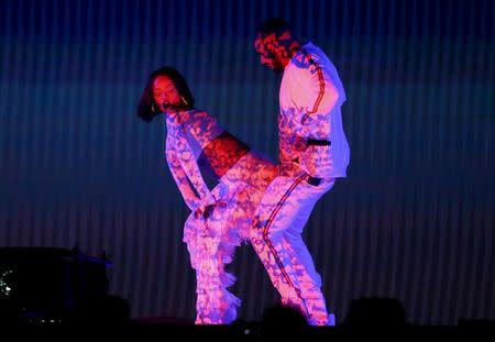 Rihanna and Drake perform at the BRIT Awards at the O2 arena in London, Britain, February 24, 2016. REUTERS/Stefan Wermuth