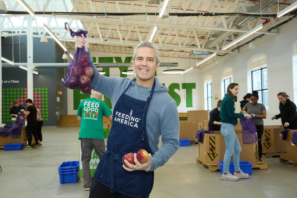 City Harvest Repack Through our relationship with Feeding America, several VIPs—including Andy Cohen, Phoebe Robinson, Joanna Solotaroff, and Millie Peartree—will volunteering at a City Harvest repack. The volunteers will be packing bulk quantities of produce into smaller, family-sized bags for distribution to soup kitchens and food pantries.