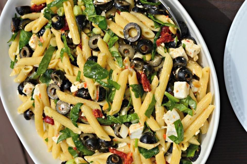 Penne With Black Olives, Sun-Dried Tomatoes, Feta and Spinach