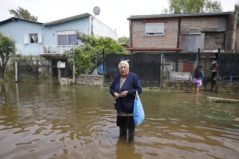 "Es desesperante", dice Élida Velasco, de 78 años - Créditos: @Ricardo Pristupluk