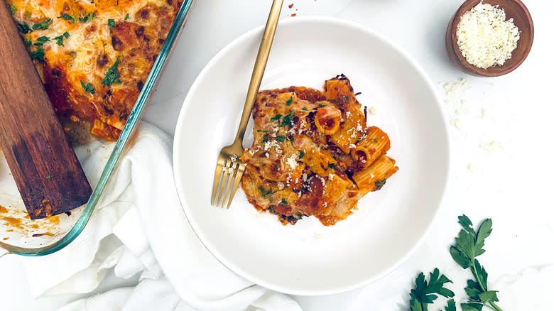 tomato cheese baked pasta on plate