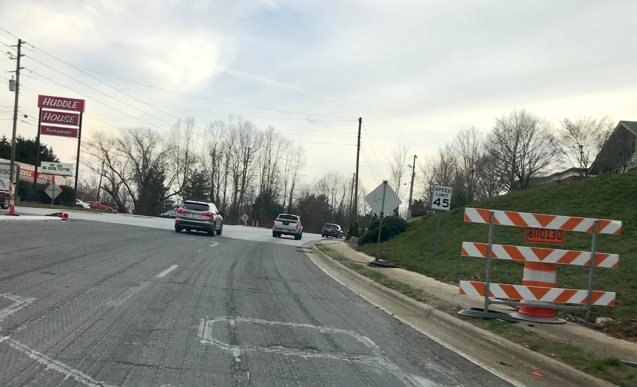 An I-40 paving project from Porters Cove Road (Exit 55) to Hendersonville Road (Exit 50) is working in phases. Reflectors will be installed in the last phase.