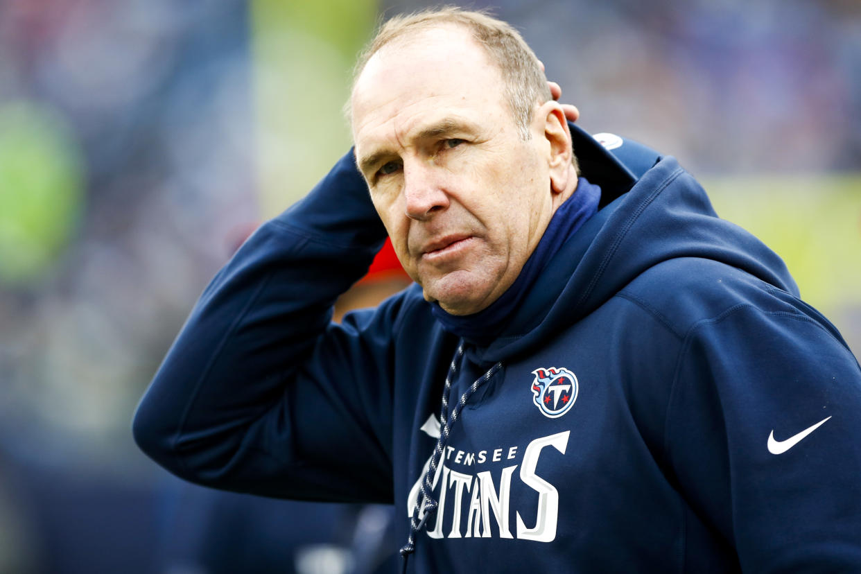 NASHVILLE, TN - DECEMBER 24: Head Coach Mike Mularkey of the Tennessee Titans in a game against the Los Angeles Rams at Nissan Stadium on December 24, 2017 in Nashville, Tennessee. (Photo by Wesley Hitt/Getty Images)