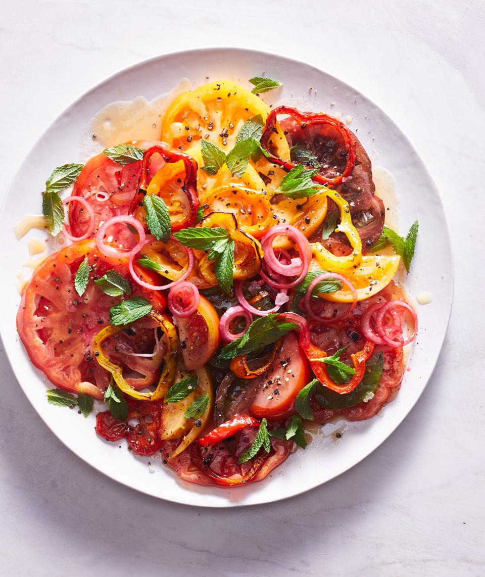 Sweet Bell Pepper and Tomato Salad With Mint