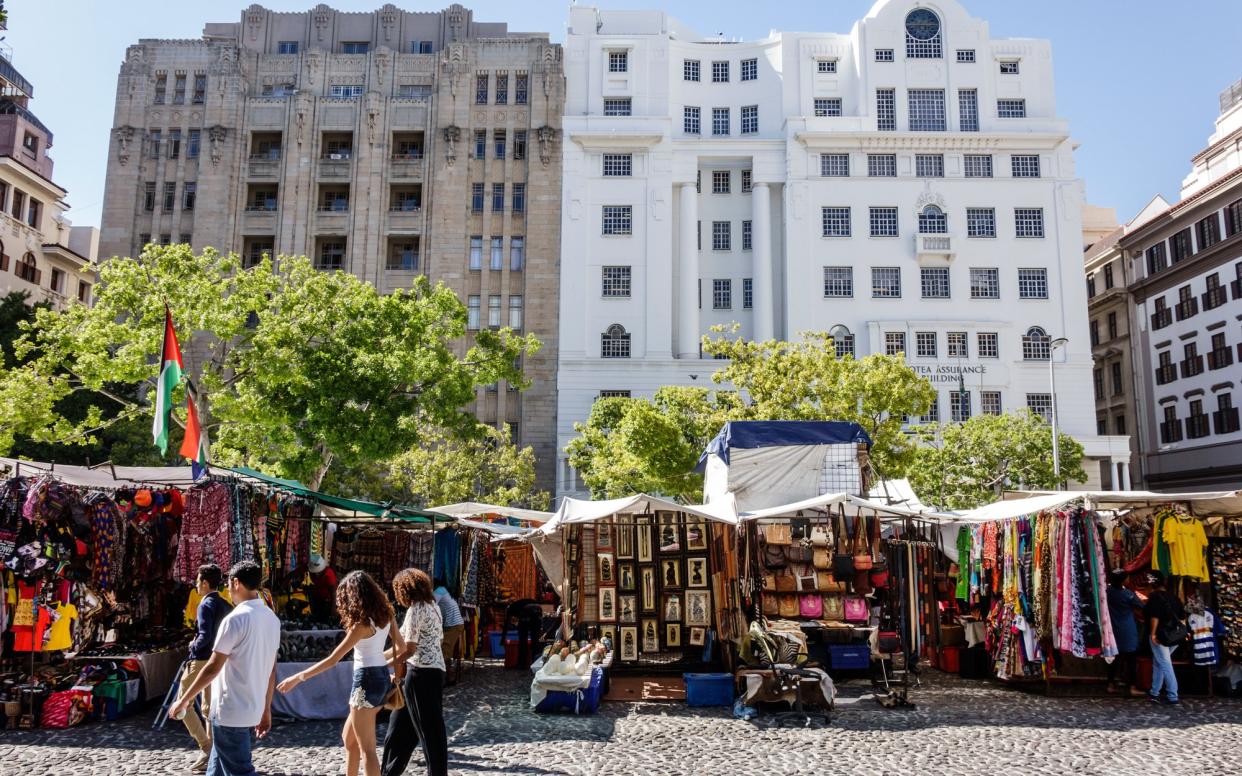 Cape Town shopping guide, green market square