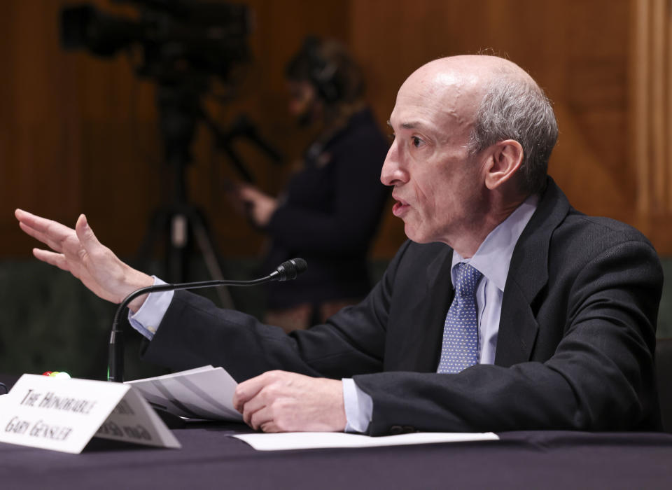 WASHINGTON, DC - SEPTEMBER 14: Gary Gensler, Chair of the U.S. Securities and Exchange Commission,  testifies before a Senate Banking, Housing, and Urban Affairs Committee oversight hearing on the SEC on September 14, 2021 in Washington, DC. (Photo by Evelyn Hockstein-Pool/Getty Images)